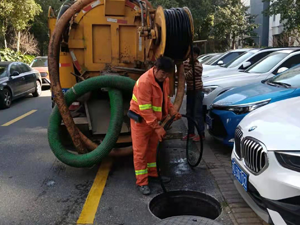 毛嘴镇排污管道清淤